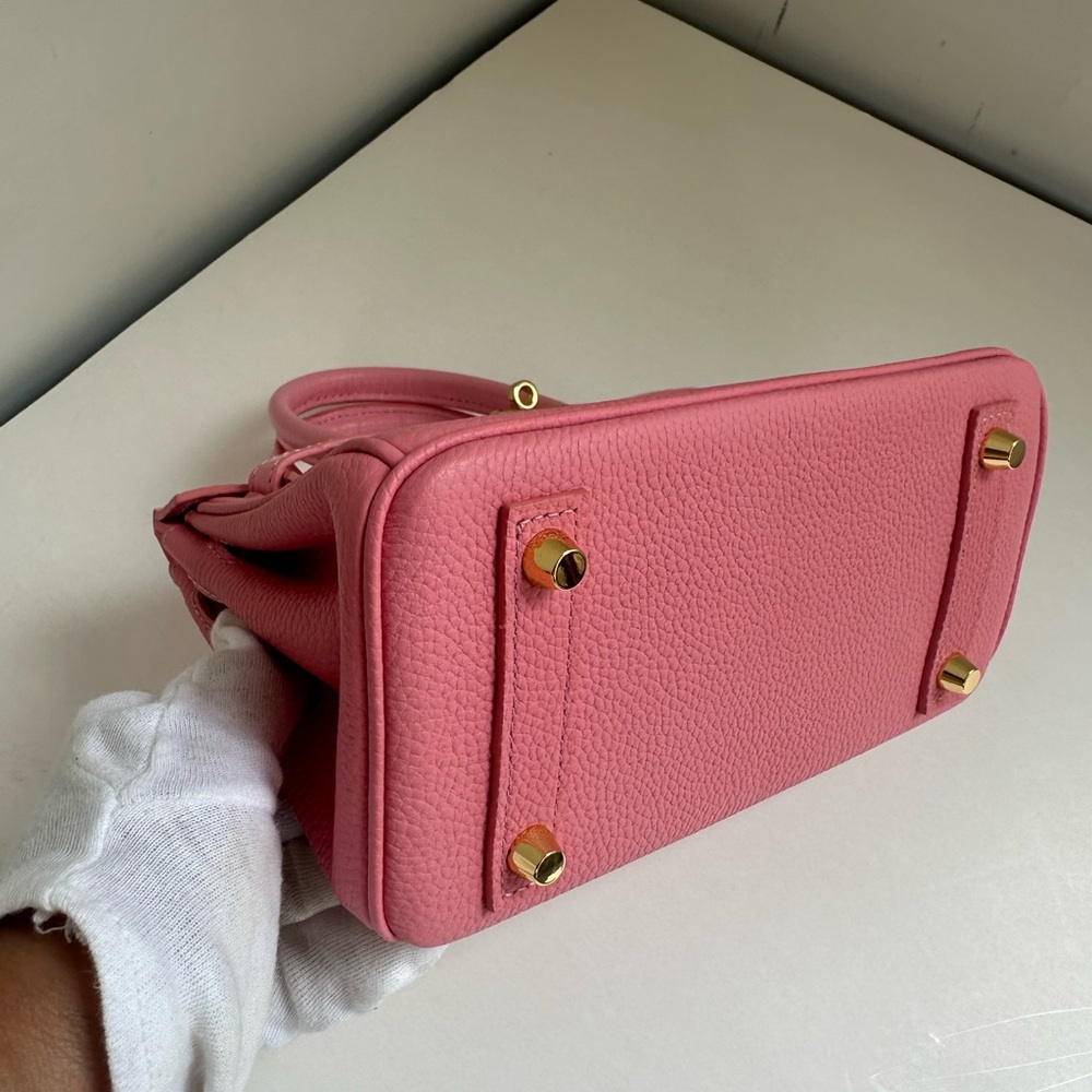 Classic Mini Leather Hangbag Gold Lock - Picture 12 of 14